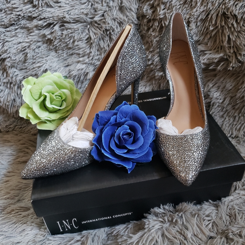Women's shoes